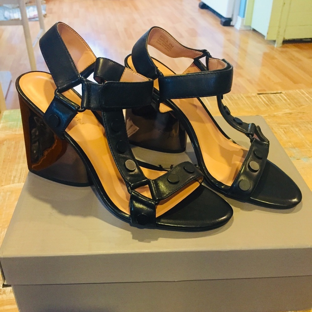 NEW Halston Heritage Mica Strappy Sandals 9 Black heels metallic - Picture 2 of 8